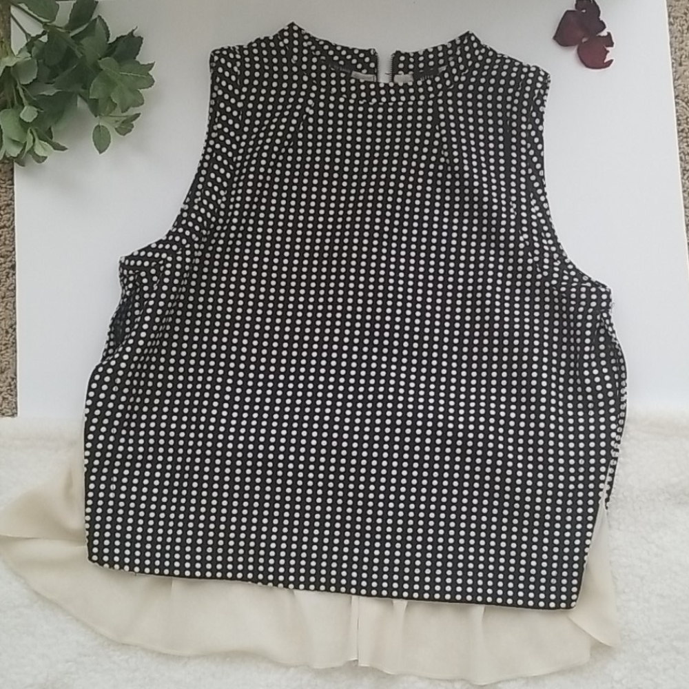 Sleevless top size XL